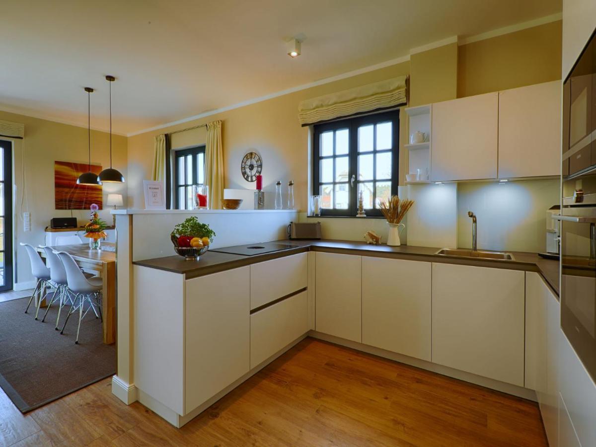 Reetland Am Meer - Luxus Reetdachvilla Mit 3 Schlafzimmern, Sauna Und Kamin F18 Dranske Εξωτερικό φωτογραφία